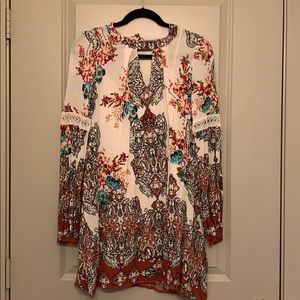 Long sleeve cream & mauve dress